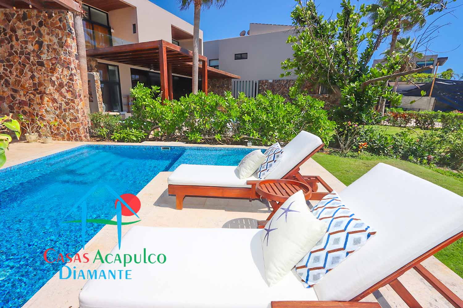 Delta 4 - Terraza y alberca 13